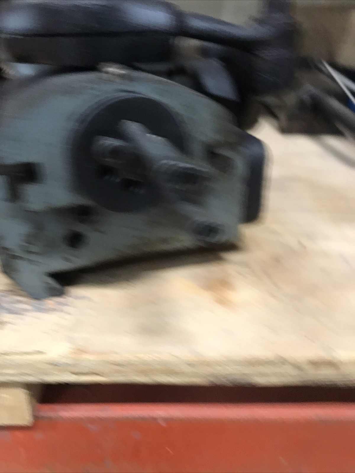 Hardinge DV-59 Model "L" 6 Position Bed Turret No Handle