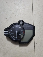 2020 Yamaha R6 OEM Gauge Cluster Speedometer Speedometer Cluster