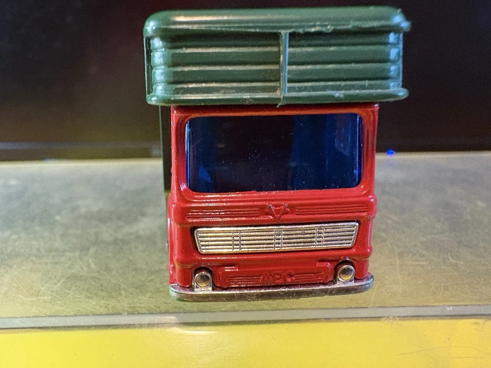 Caja Caballo Matchbox Vintage Nº 17 Rojo y Verde con Caballos Lesney 1969 Exc. L-62C Foto 4 de 4