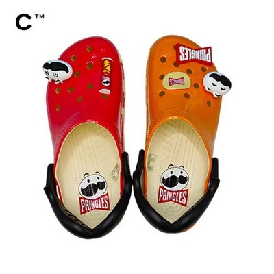 Mismatched Pringles x Crocs Classic Clogs Limited Edition  display picture 1