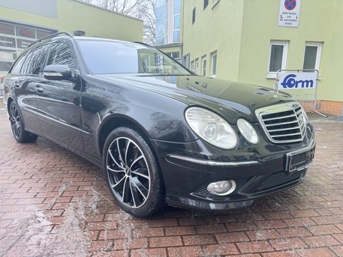 Mercedes-Benz E 500  5,5 Avantgarde LPG-GAS-top Zustand-Tüv neu