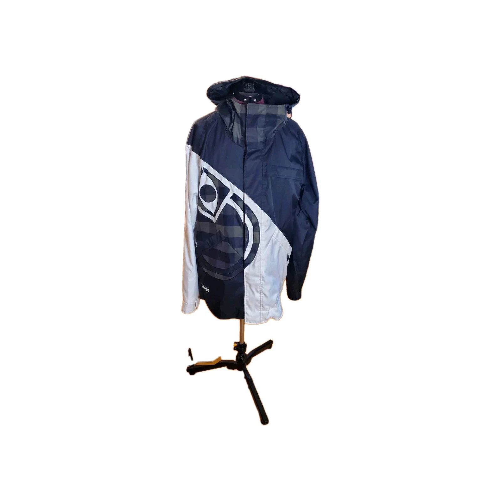 nomis snow boarding whit jacket