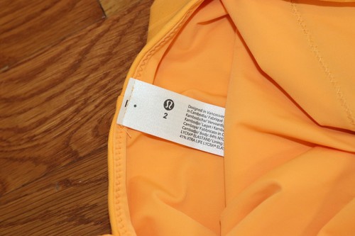 BNWT Lululemon V-Neck Ribbed One-Piece Swimsuit A/B Cup Size 2XS MSRP $138! - Foto 11 di 12