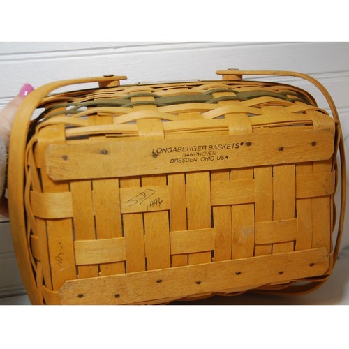 Vintage Longaberger Christmas Collection 1996 Holiday Cheer Basket and protector - Picture 8 of 8