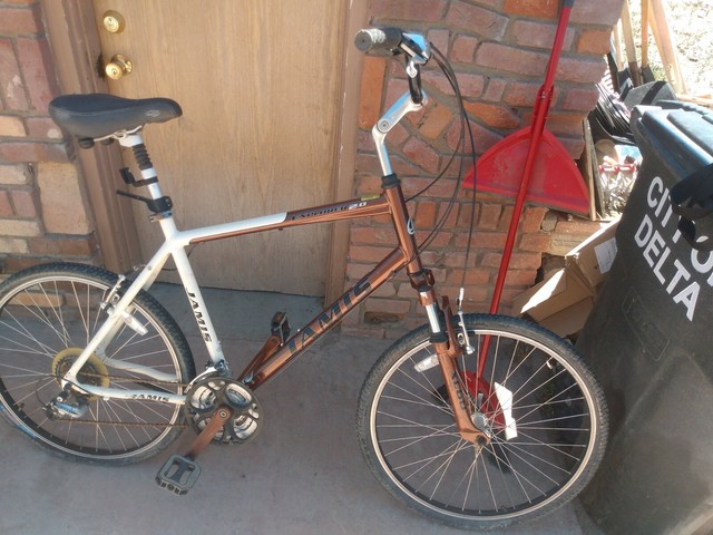 jamis bikes explorer 2.0