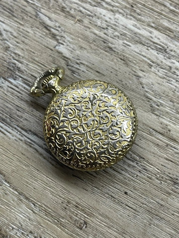 Vintage 1” Stowa 17 Jewels Floral Embossed Pocket Watch - TESTED WORKING - Image 3 of 4