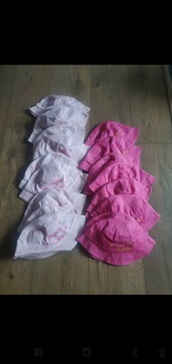 19 x Baby Mützen Größe 50+ 52 so süß neu ohne Etikett ideal für Autostiefel usw.