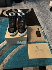 Burberry Sneakers Men  s 8.5