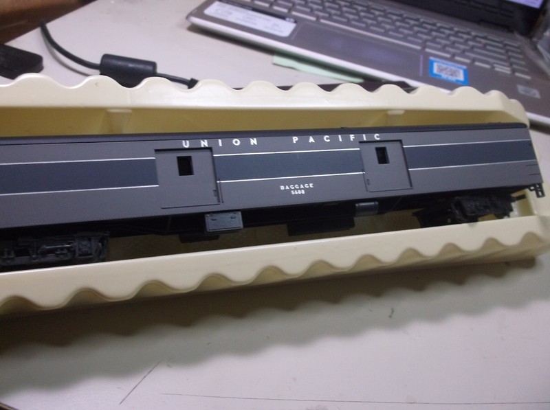 HO Baggage Passenger Car 560 Union Pacific A H M Original Box