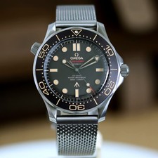 OMEGA Omega Seamaster Diver 300M 007 Edition 210.90.42.20.01.001 Titanium Watch