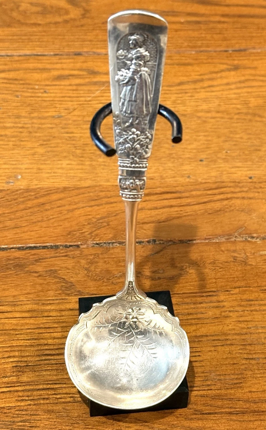 Fontainebleau by Gorham Sterling Silver Sauce Ladle Bright-Cut 5 7/8" Serving
Opens in a new window