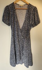 Michael Kors Women's Sz. M Ditzy Floral Navy Blue Short Sleeve Wrap Dress