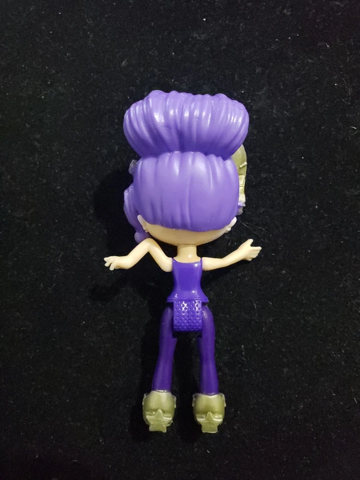 Boneco Shopkins Happy Places Hollie Wood Lil' Shoppie Shoppies temporada 3 boneca M - Imagem 2 de 2