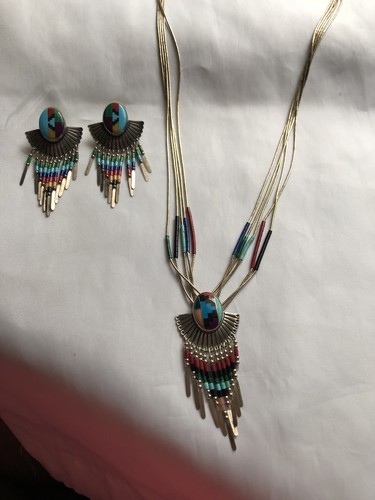 MULTI STONE NECKLACE EARRINGS SET 