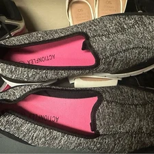 Women's Black and Gray Slip-On Loafers