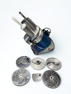 Globe GFP500 Food Processor With Accessories & Blades