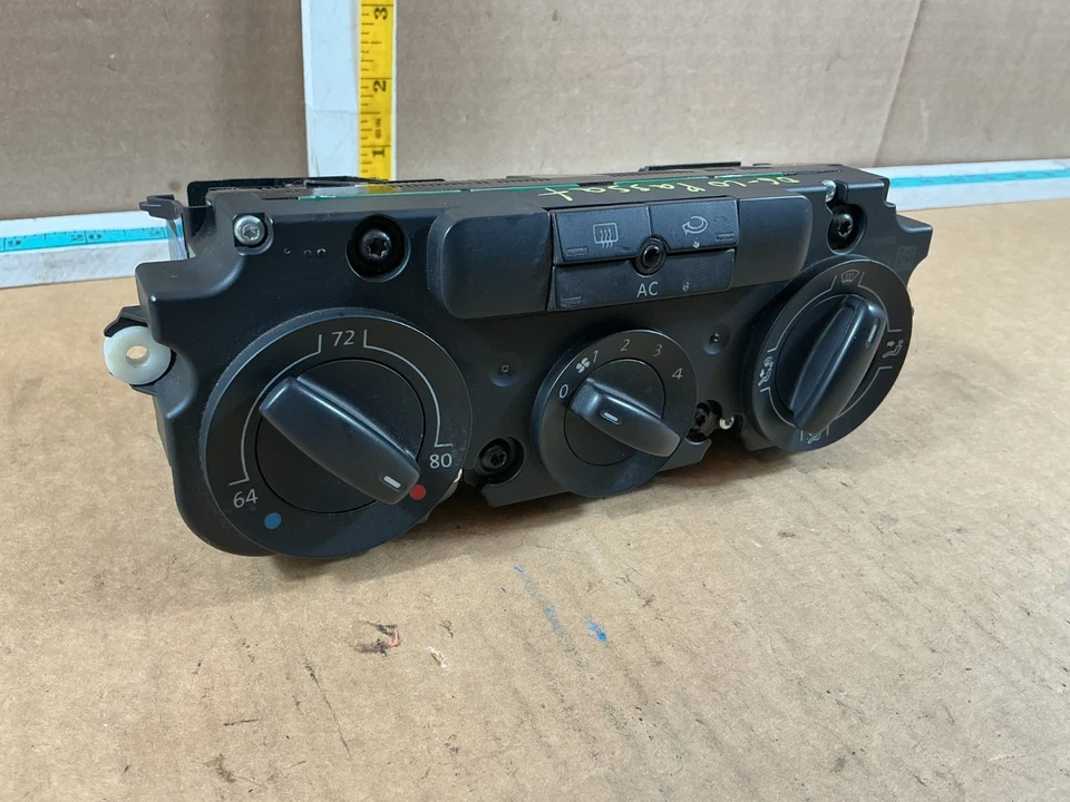 Volkswagen Passat 2006-2010 calefacción aire acondicionado control de temperatura Foto 3 de 4