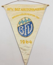 Bayerischer Fußball-Verband BFV Wimpel für eine Meistermannschaft von 1964 @ TOP