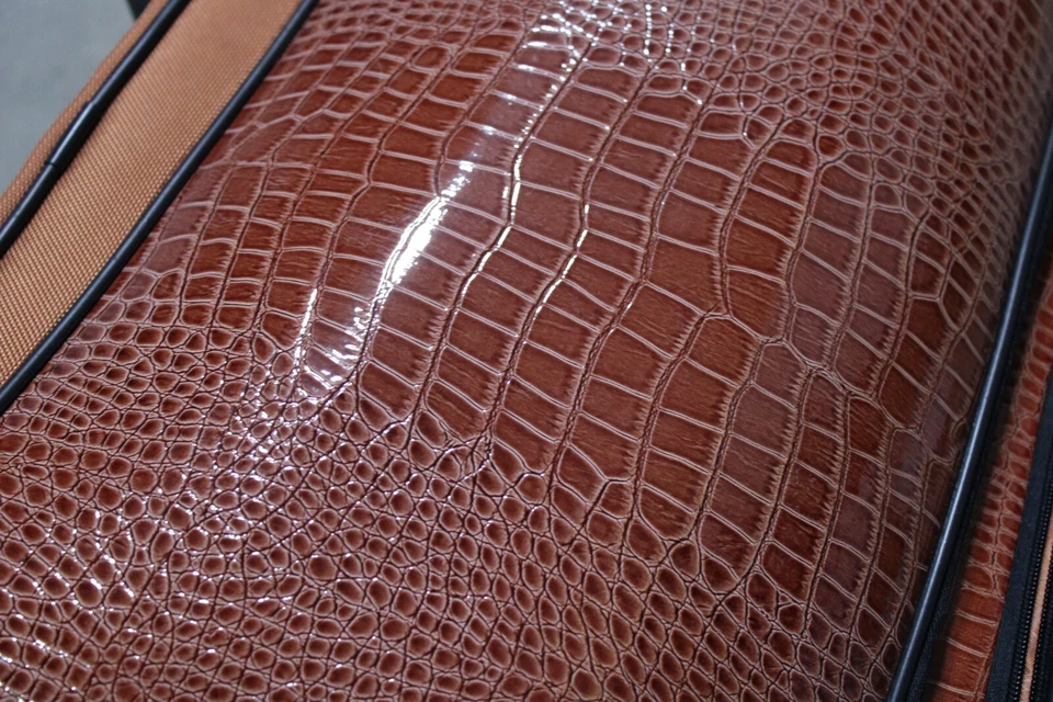 Joy Mangano Ropa de dos pisos Todo para llevar sobre ruedas Equipaje Caimán marrón Foto 2 de 4