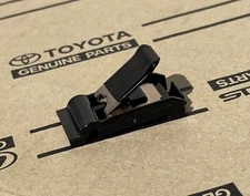 03 - 08 TOYOTA COROLLA GAS FUEL DOOR OPENER LID RELEASE SPRING CLIP OEM NEW