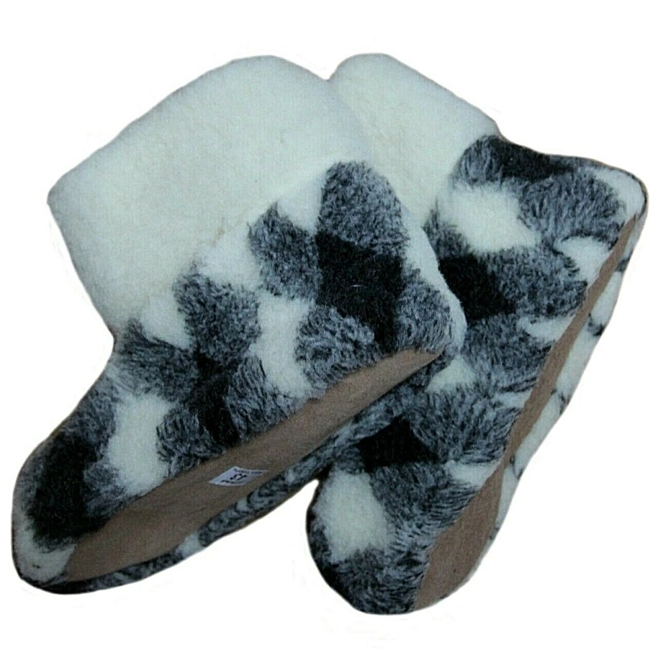 Home Wool Boots Original Slippers Sheepskin Wool Boots Warm Foot Home Shoes - Image 3 of 4