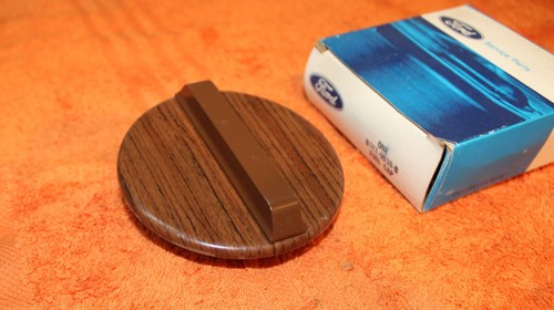 1976 1977 Ford Pinto Squire Station Wagon NOS WOODGRAIN FUEL GAS TANK FILLER CAP - Picture 3 of 6