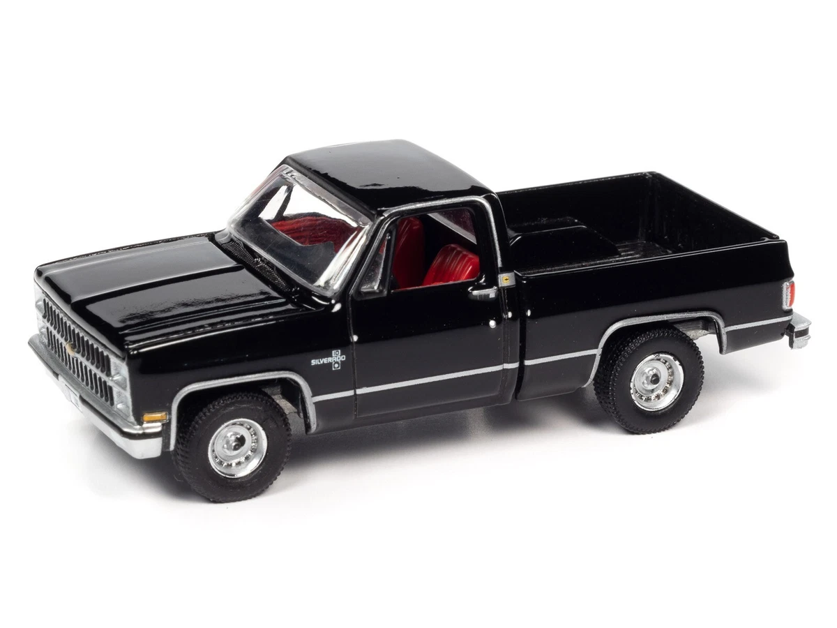 Silverado cheap diecast model