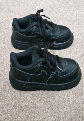 Boys,Girls NIKE AIR FORCE trainers size infant,NEW,shoes