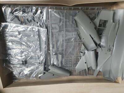 maquette avion Revell ROCKWELL B-1B LANCER 1/48 | eBay