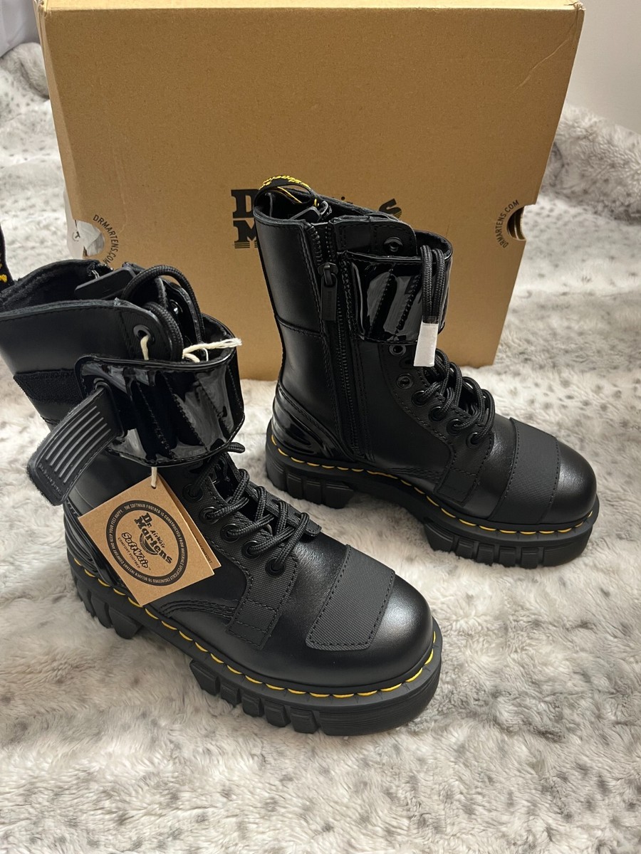Dr. Martens Audrick 10I Platform Combat Boot MSRP$340 Rare Find