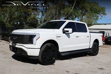 2022 Ford F-150 Lightning Lariat Pickup 4D 5 1/2 ft