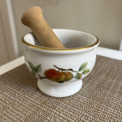 Royal Worcester Evesham Gold  Mortar&Pestle RaspberryPeachCherry  FinePorcelain 
