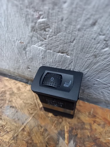 VW Golf 4 Golf IV Sitzheizung Schalter 1J0 963 563 B Fahrerseite 1,4 1,6 GTI R32