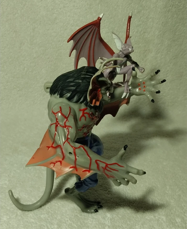 MORBIUS UNBOUND BLOOD PUMPING VAMPIRE WARS ACTION FIGURE TOYBIZ 1996 SPIDER-MAN - Image 2 of 4
