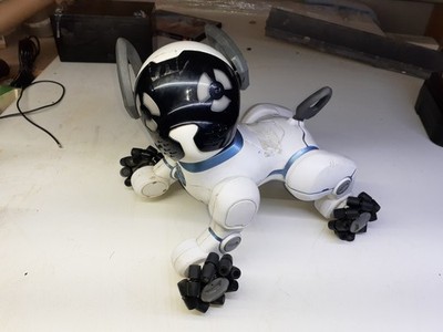 WowWee CHiP Robot Toy Dog Model #0805 White Read Description