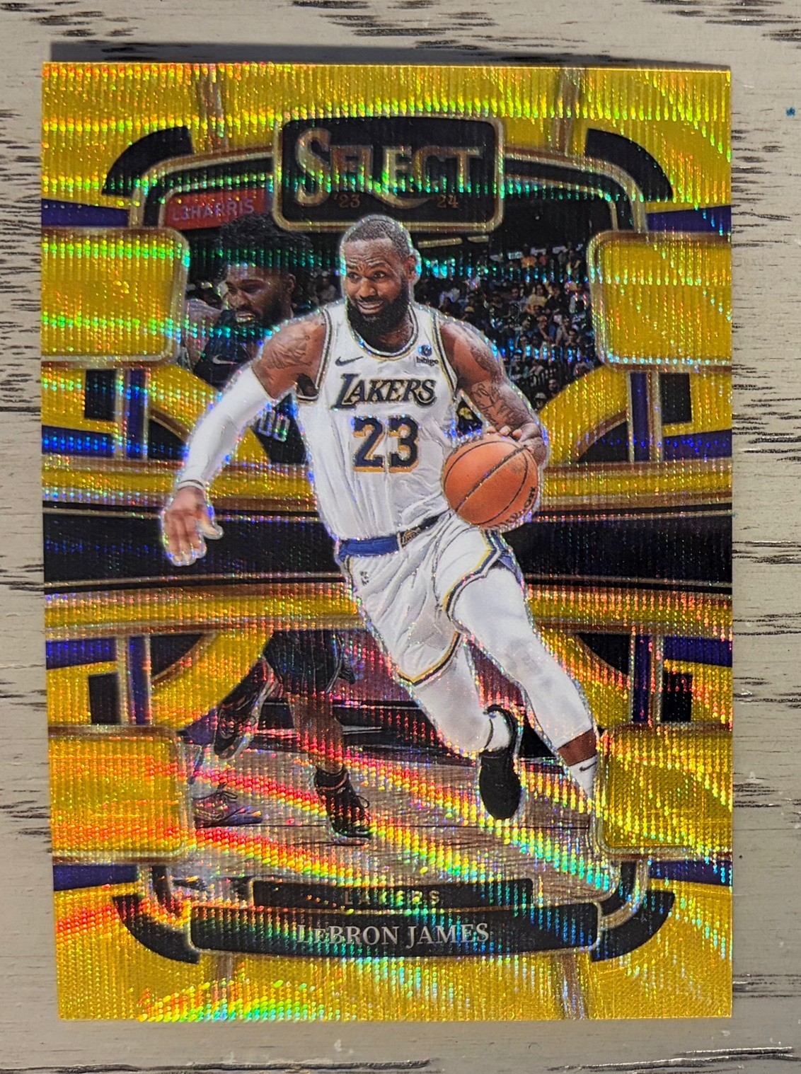 2023-24 Panini Select LEBRON JAMES Concourse Level Gold Wave Prizm #02/10