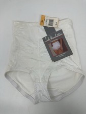 Lady Manhattan Medium White Ivory Panties Firm Control Shaper 5014 Vtg NWT C131
