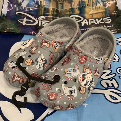 NEW 2021 DISNEY PARKS CHRISTMAS MICKEY HOLIDAY TREATS CROCS W