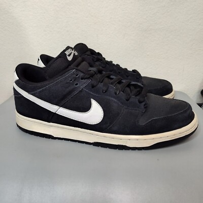 Nike SB Dunk Low Pro Black White SZ 10  304292-015 2008 Suede Sneakers