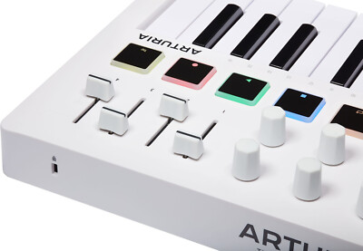 Controller MIDI Arturia MiniLab 3 - 25 Tasti, 8 Pad RGB, Software Incluso, Per Produzione Musicale - Foto 14