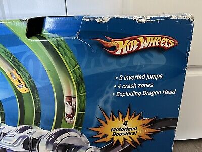 Hot Wheels Pista Dragon Fire