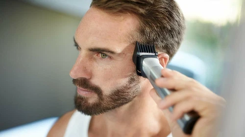 Philips Norelco Multigroom 7000 23-in-1 Head to Toe Trimmer MG7750/49 Open Box - Picture 7 of 19