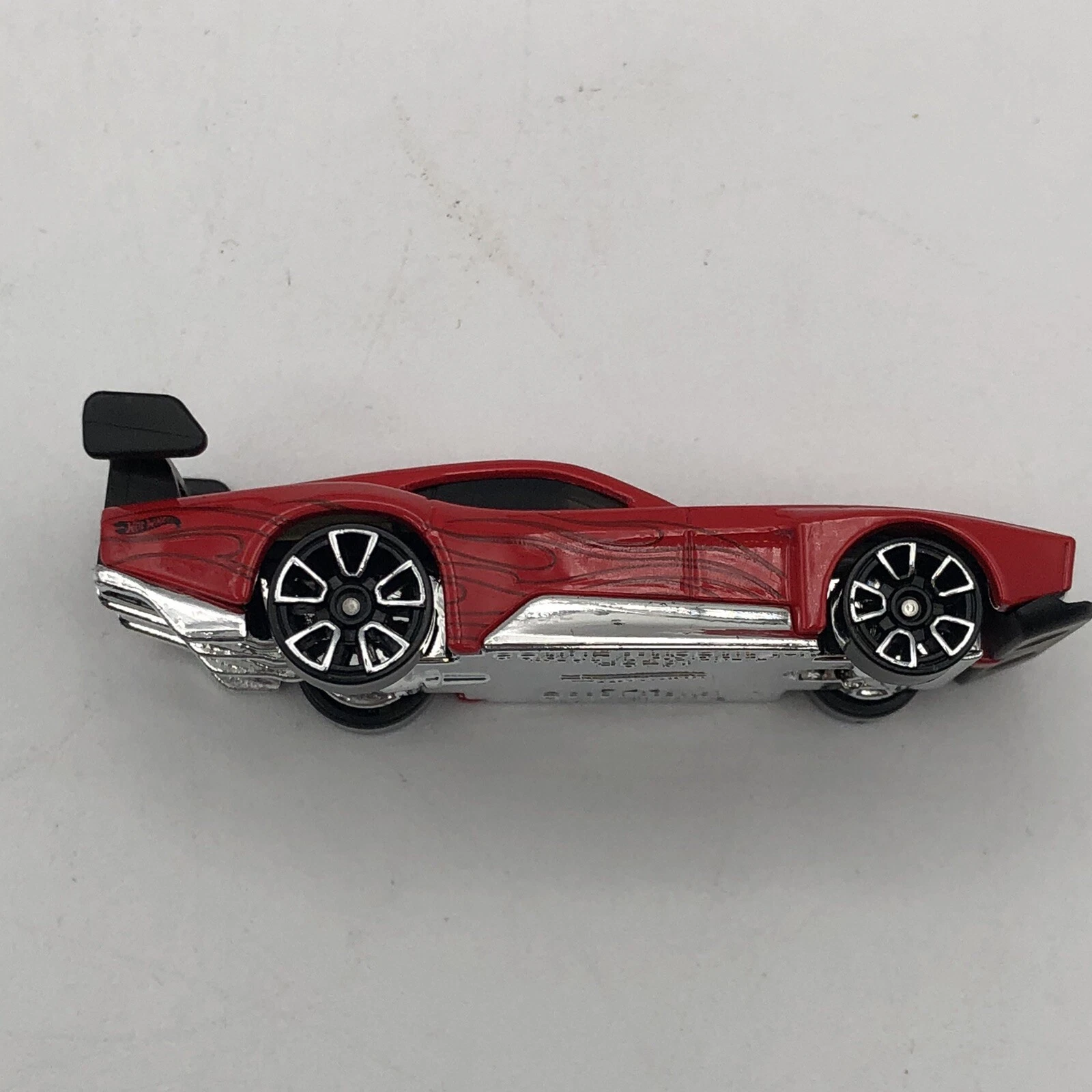 mattel quatro carros usados hot wheels disney pixar 