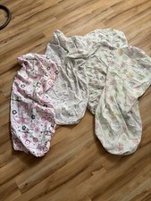 Pottery Barn Kids girl crib sheet lot of 4 fitted sheets