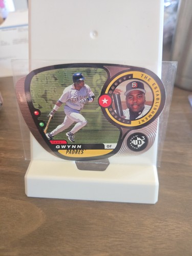 Tony Gwynn [Die Cut] #90 1998 Upper Deck UD3 card