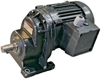 Lenze Getriebemotor 7KB4-980H mit Getriebe 12.621.10.1 71S/4-H-TH|i=6,7|Geprüft