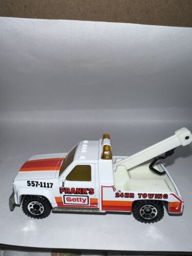 MATCHBOX, 1987 GMC WRECKER FRANK'S GETTY 24 HR TOWING TRUCK, 1:72 loose but nice - Picture 1 of 6