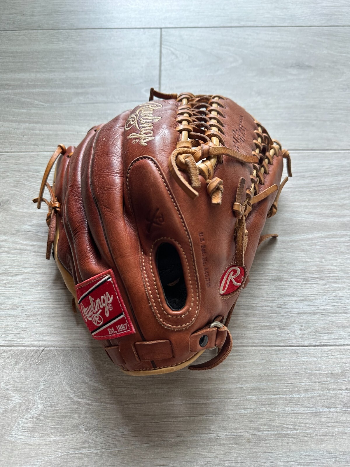 Rawlings GG601BRL Gold Glove Legend 12.75” Trapeze Baseball Glove Right