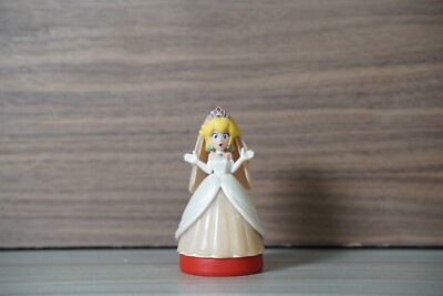 Nintendo Super Mario Odyssey Peach Wedding Outfit Amiibo Figurine