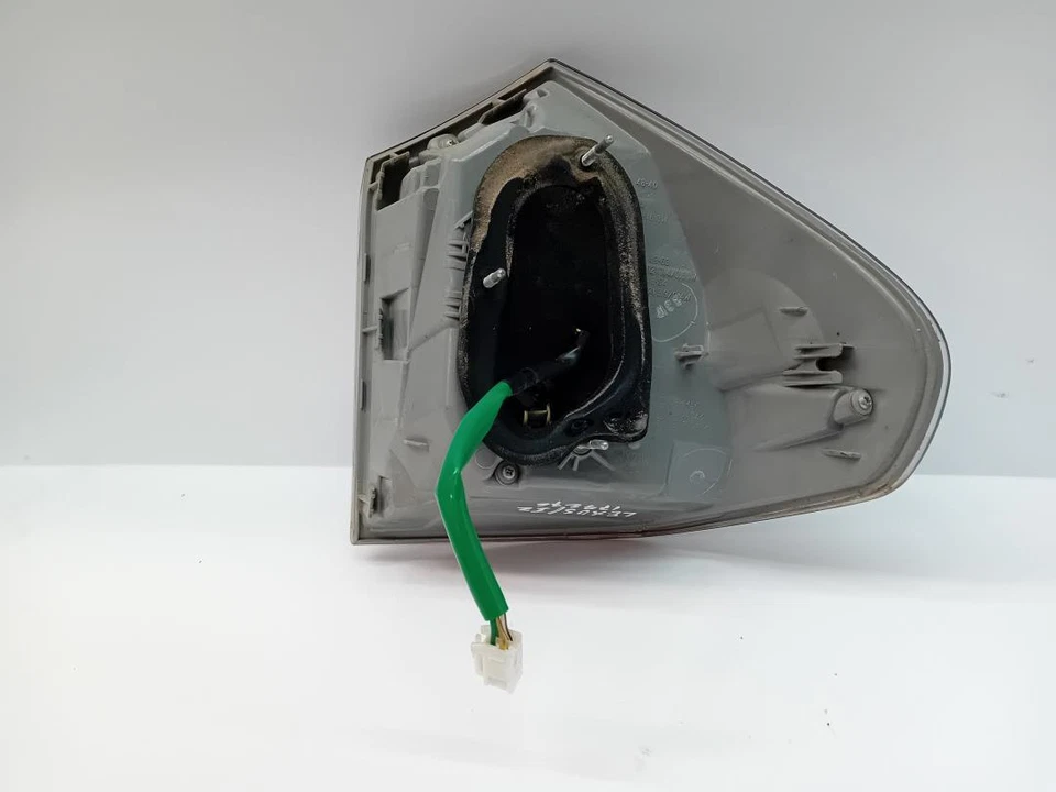 8156148140	 Piloto Trasero Izquierdo para LEXUS RX (MCU/GSU/MHU3) 400h 2 896977 - Imagen 2 de 4